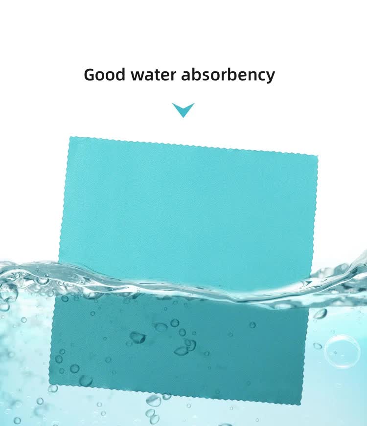 Reusable microfiber cooling towel with carabiner